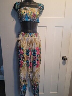 Bright Floral Two-Piece Crop Top & Harem Pants Set - Multicolor